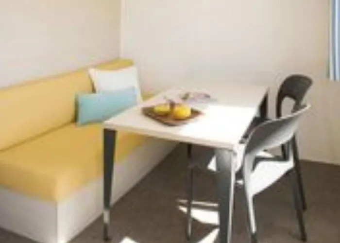 Camping Mobil-home Cozy Avec Terrasse A - Api-1-52-1053